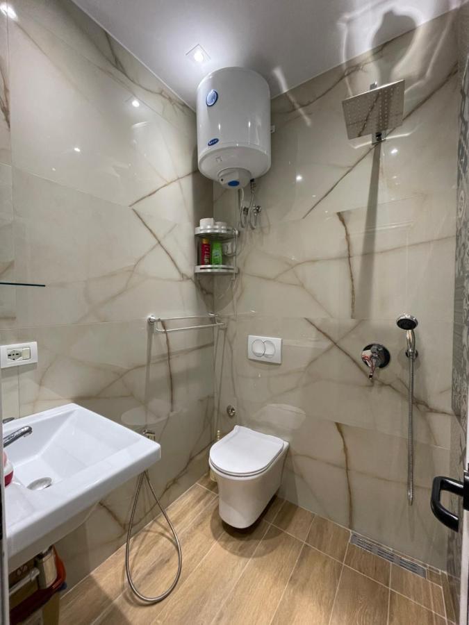 Modern 1 Bedroom City Apartment Tirana Exterior foto
